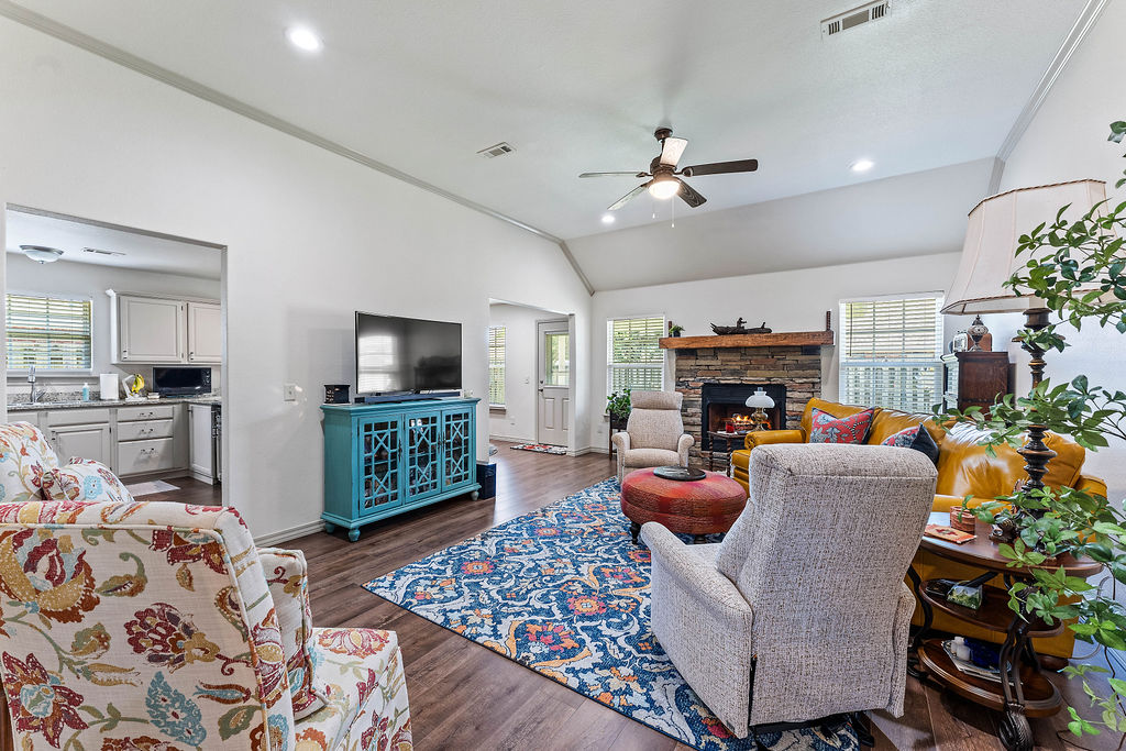 Bellview Residence Add Ph 1 Rogers - Residential