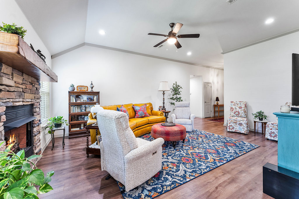 Bellview Residence Add Ph 1 Rogers - Residential