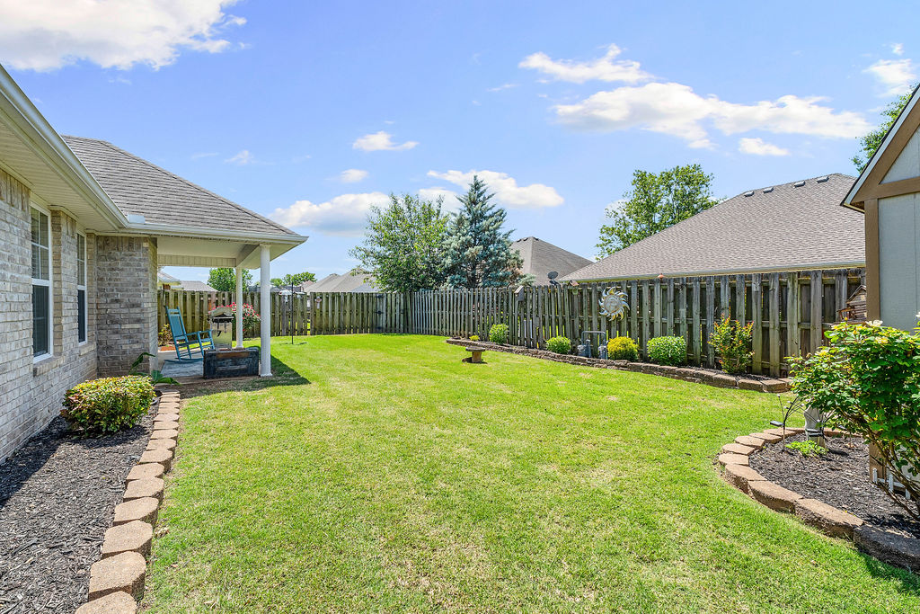 Bellview Residence Add Ph 1 Rogers - Residential