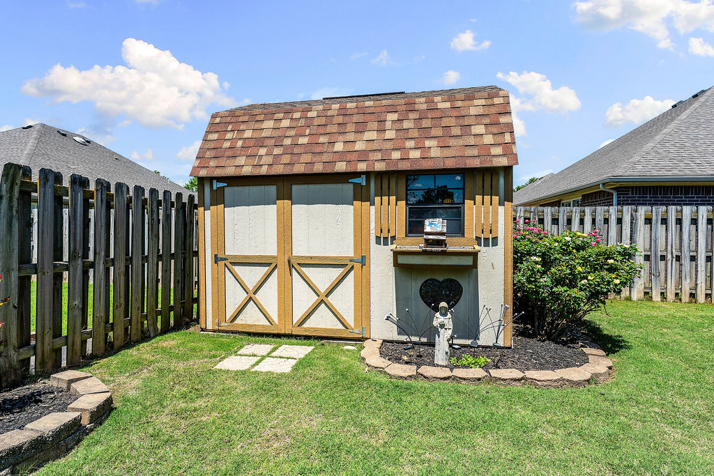 Bellview Residence Add Ph 1 Rogers - Residential