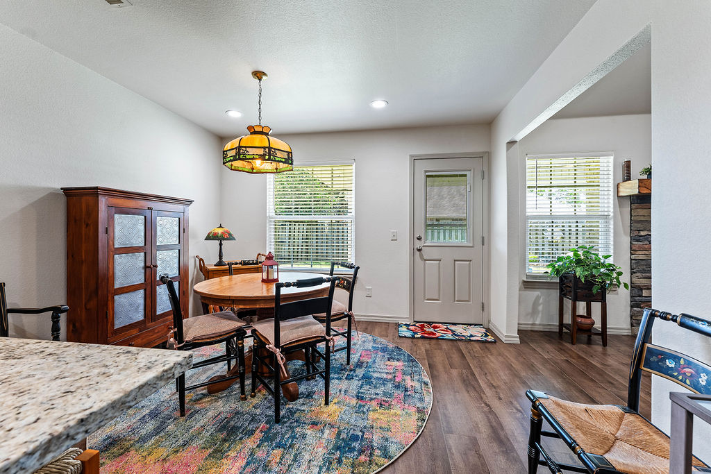 Bellview Residence Add Ph 1 Rogers - Residential
