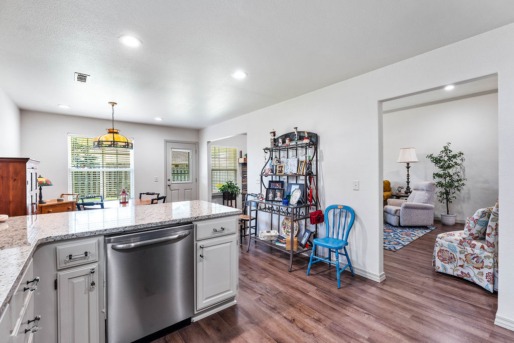 Bellview Residence Add Ph 1 Rogers - Residential