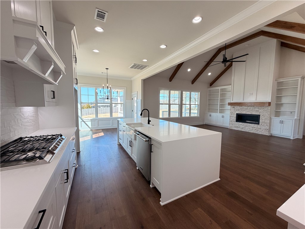 Crescent View - Residential