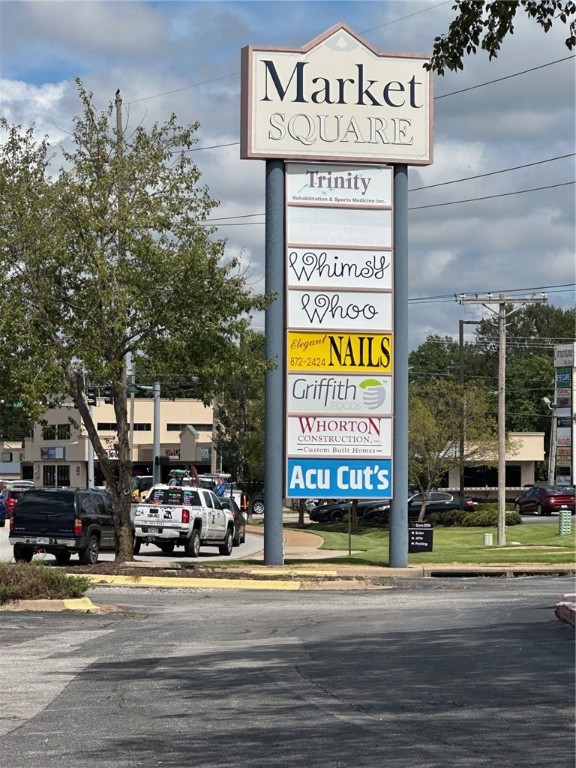 Market Square - Commercial Lease