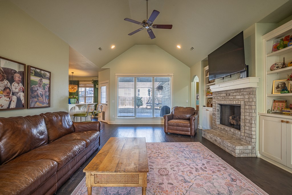 Hughmount Village - Residential