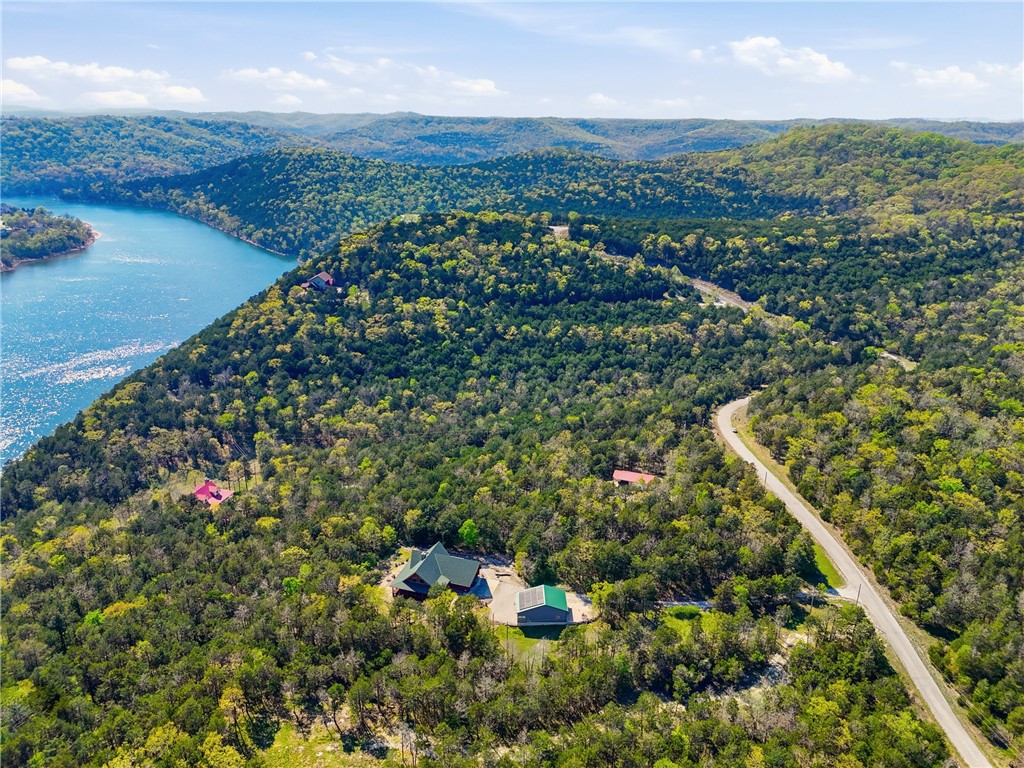 OAKS LANDING ON TABLE ROCK LAKE - Land