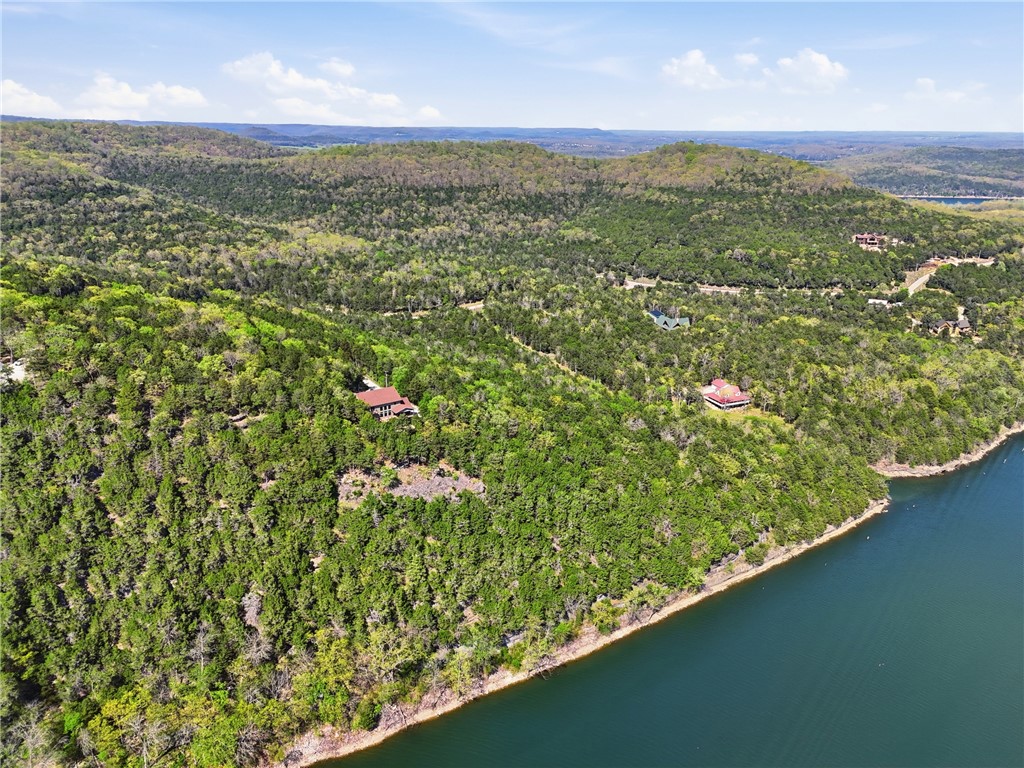 OAKS LANDING ON TABLE ROCK LAKE - Land
