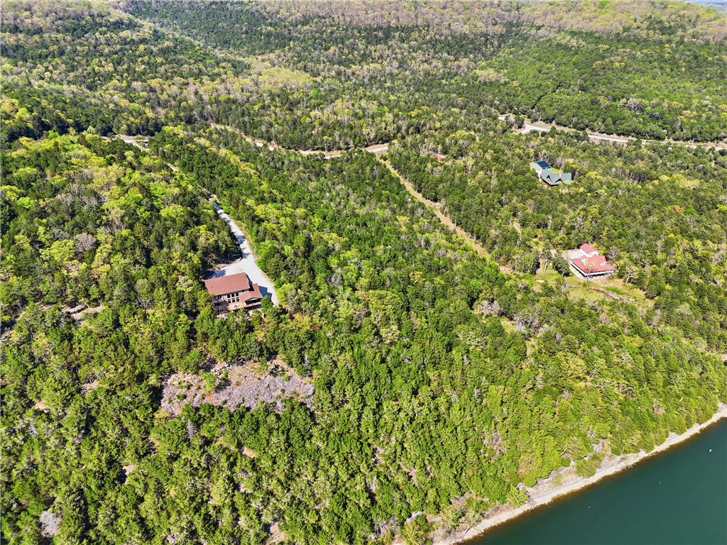 OAKS LANDING ON TABLE ROCK LAKE - Land
