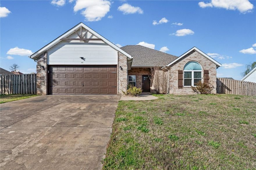 Welcome to 421 Kate Dr, a beautifully maintained home located in the peaceful Sienna at Cooper’s Farm community in Centerton. This home offers a perfect blend of comfort, style, and convenience, ideal for families or anyone looking for a serene yet accessible location. Inside, you’ll find spacious living areas with natural light pouring in through large windows, a modern kitchen with ample counter space, and well-appointed bedrooms providing plenty of room for relaxation, a nice and spacious walk-in closet, two full bathrooms with the primary suit having a bathtub and separate standing shower. Step outside to a large private backyard perfect for gatherings, play, or simply enjoying the outdoors. The home is conveniently located near Rogers and Bentonville, shopping, dining, highly rated schools, and the coming soon Supercenter Walmart in centerton making daily life effortless.

Don’t miss the opportunity to own this inviting home in a sought-after Centerton neighborhood!