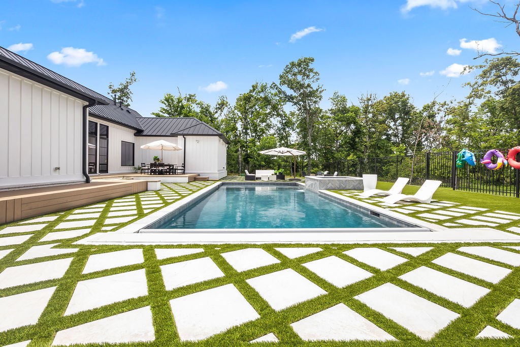 Copper Ridge Sub Little Flock - Residential