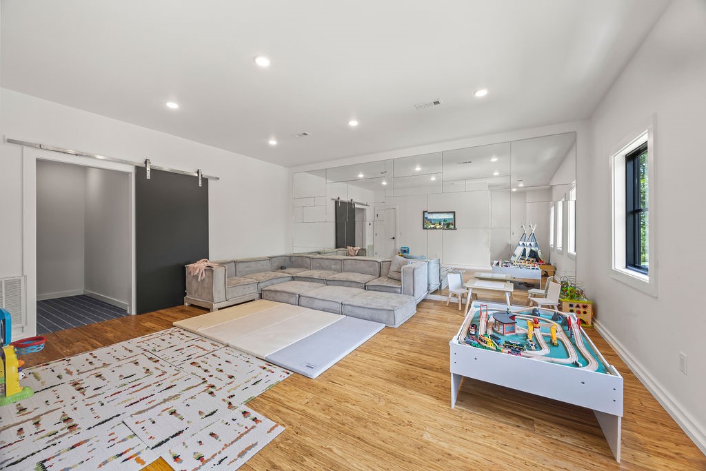 Copper Ridge Sub Little Flock - Residential