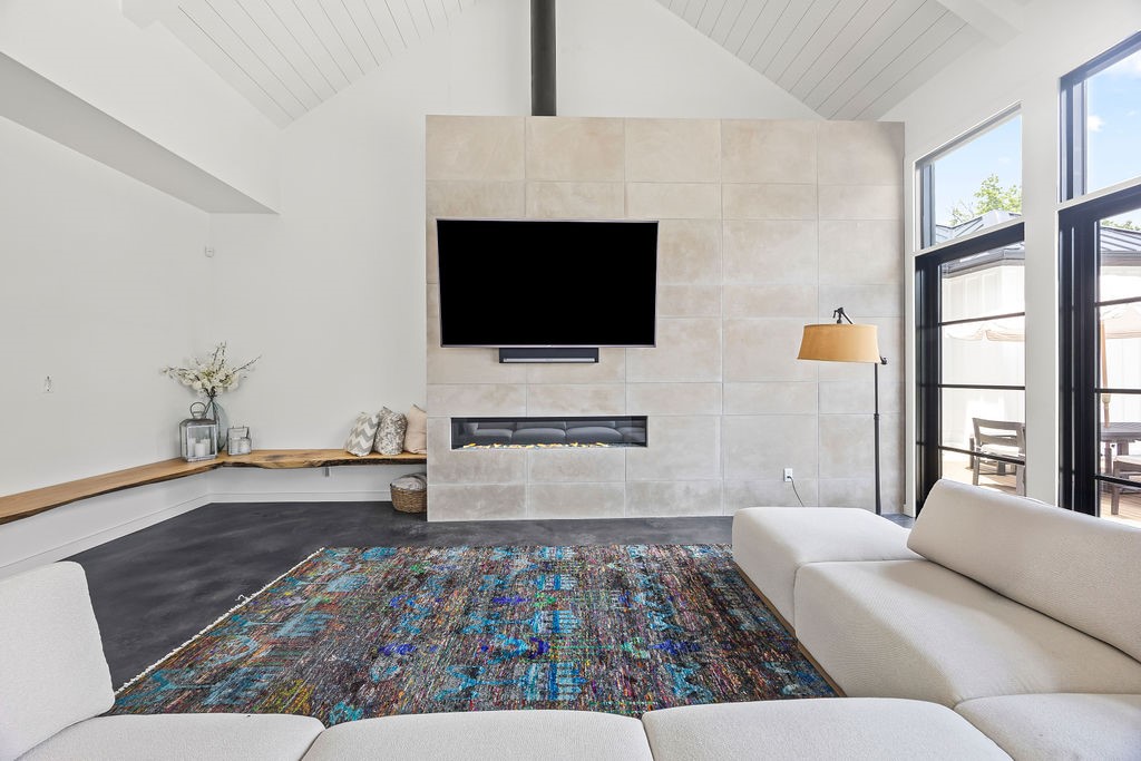 Copper Ridge Sub Little Flock - Residential