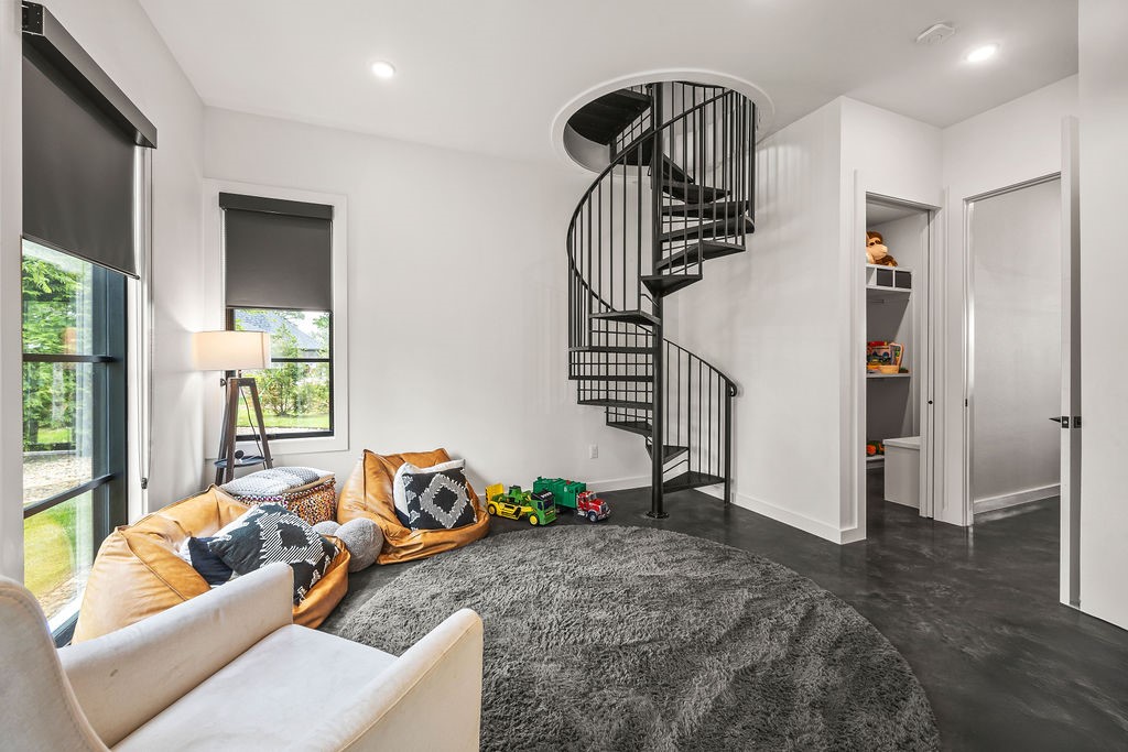 Copper Ridge Sub Little Flock - Residential