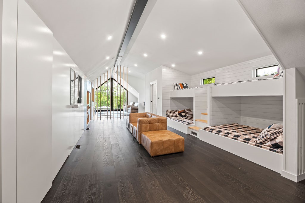 Copper Ridge Sub Little Flock - Residential