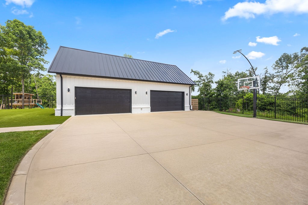 Copper Ridge Sub Little Flock - Residential