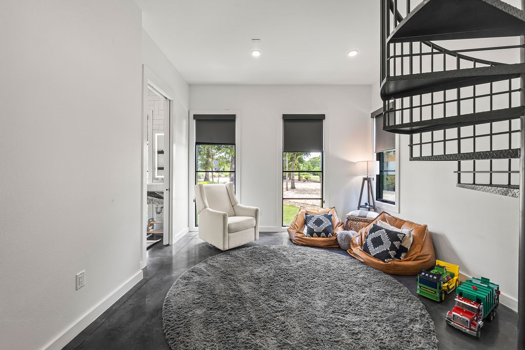 Copper Ridge Sub Little Flock - Residential