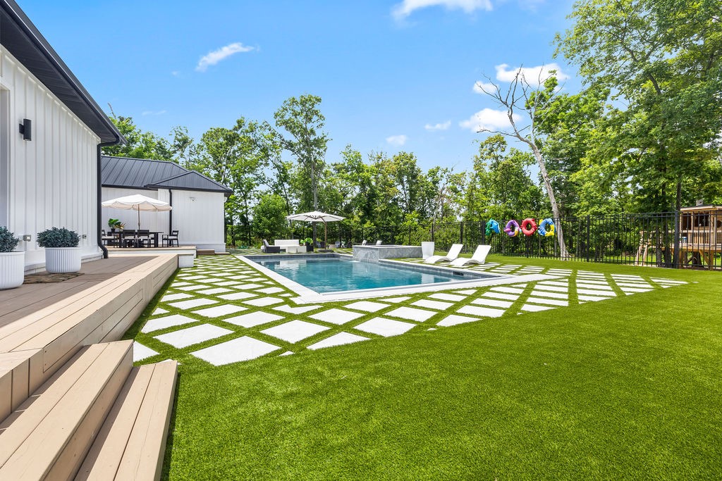 Copper Ridge Sub Little Flock - Residential