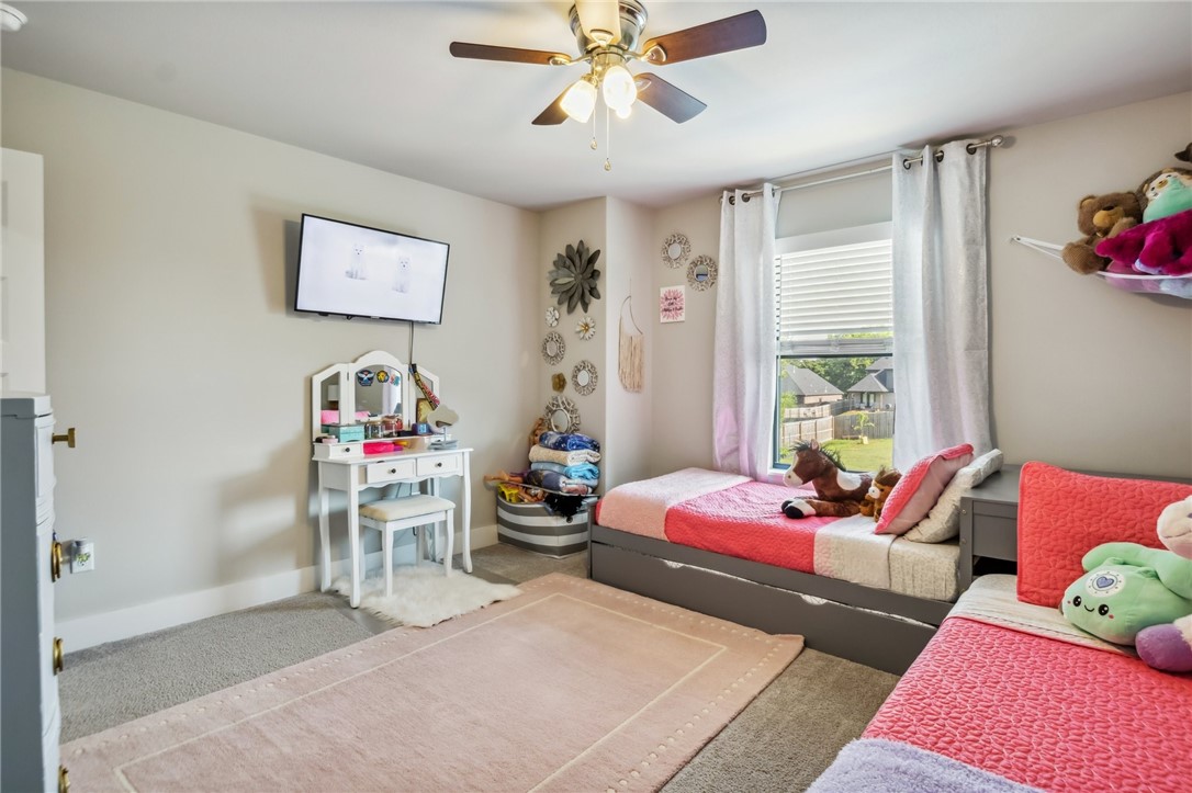 Rustic Flats Sub Gentry - Residential
