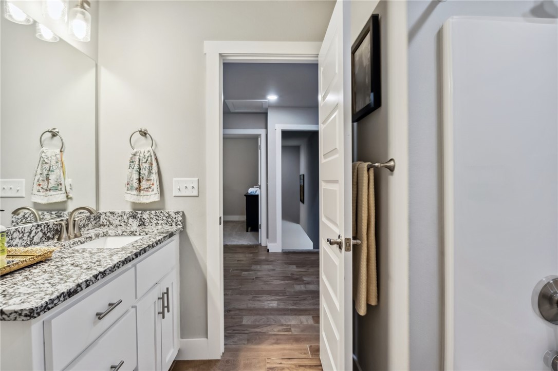 Rustic Flats Sub Gentry - Residential