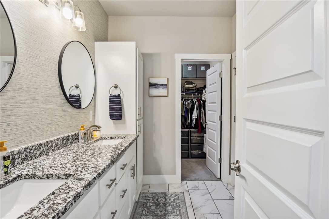 Rustic Flats Sub Gentry - Residential