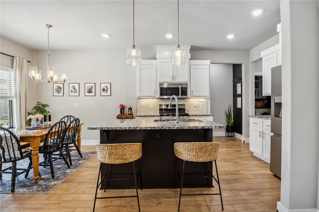 Rustic Flats Sub Gentry - Residential