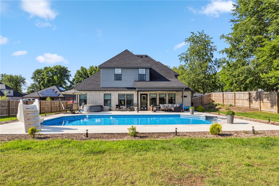 Rustic Flats Sub Gentry - Residential