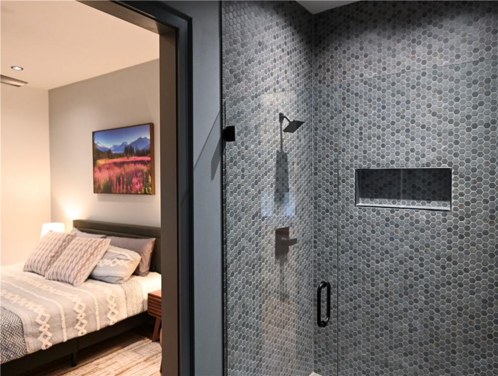 W A BURK'S ADD-BENTONVILLE - Residential