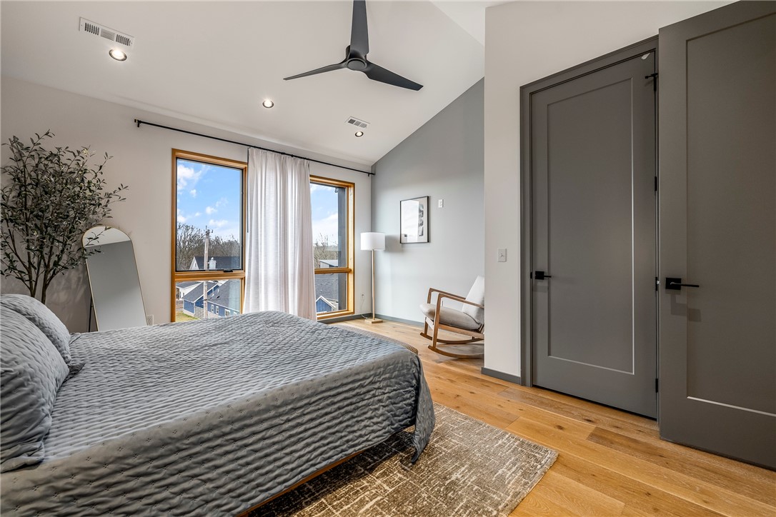 W A BURK'S ADD-BENTONVILLE - Residential