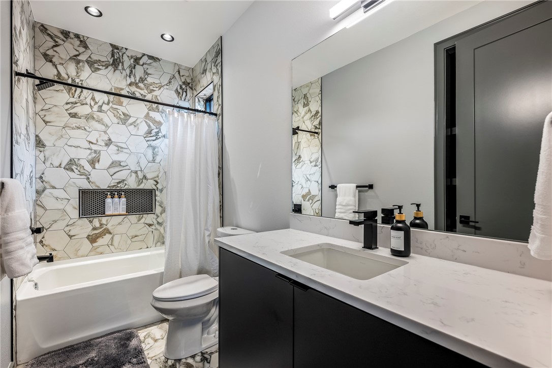 W A BURK'S ADD-BENTONVILLE - Residential