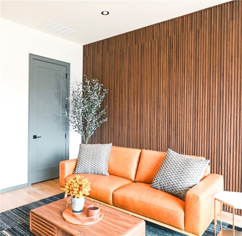 W A BURK'S ADD-BENTONVILLE - Residential