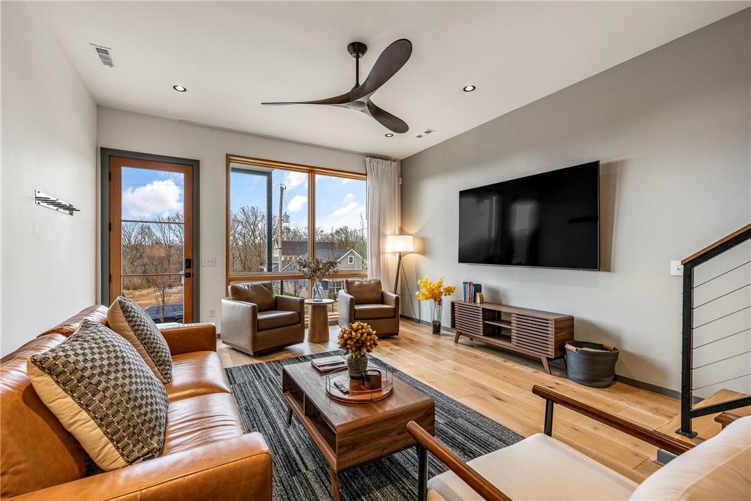 W A BURK'S ADD-BENTONVILLE - Residential