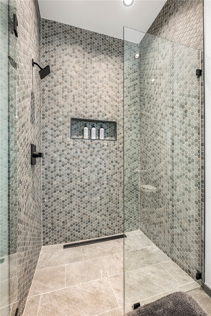 W A BURK'S ADD-BENTONVILLE - Residential