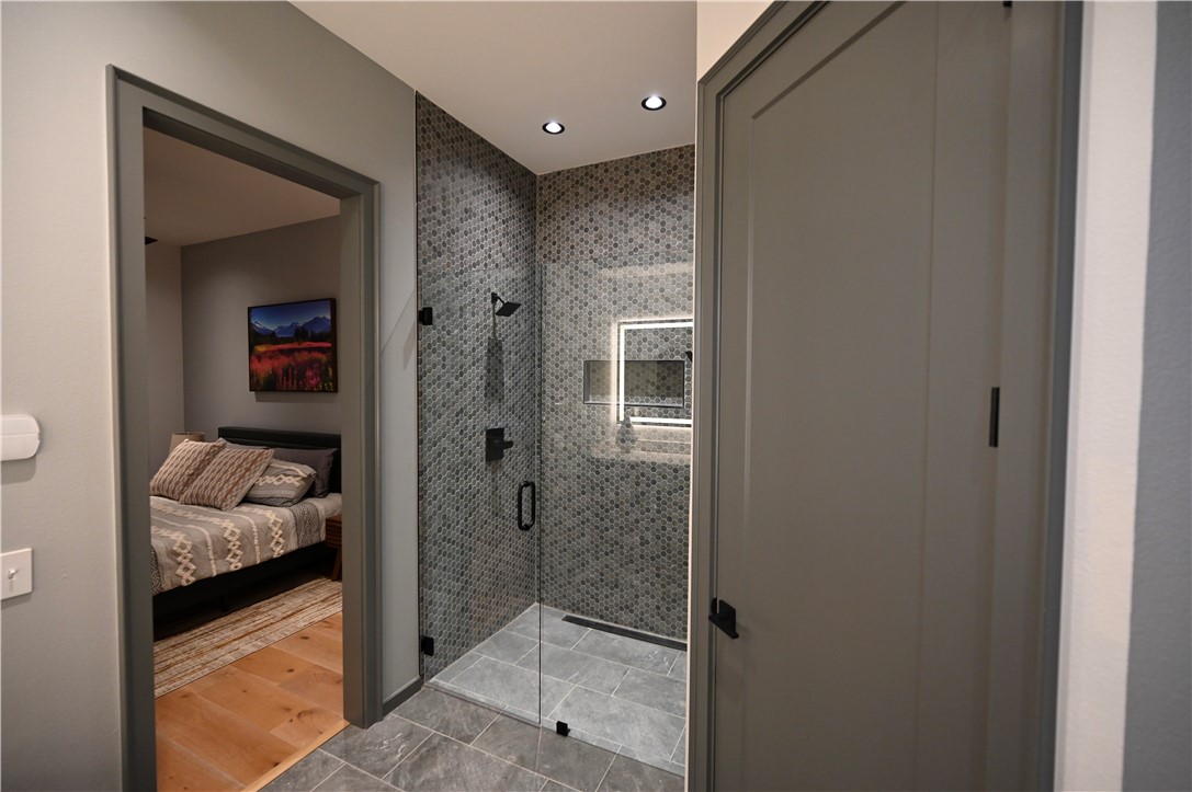 W A BURK'S ADD-BENTONVILLE - Residential