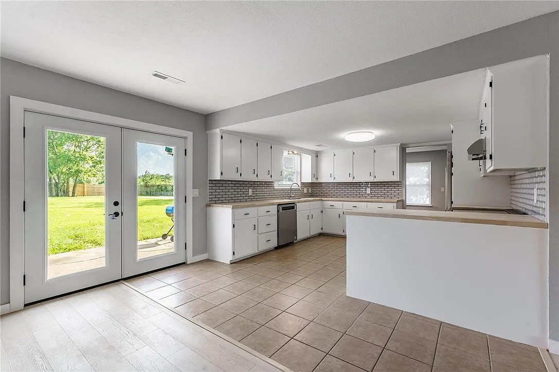 9-19-29-ROGERS - Residential