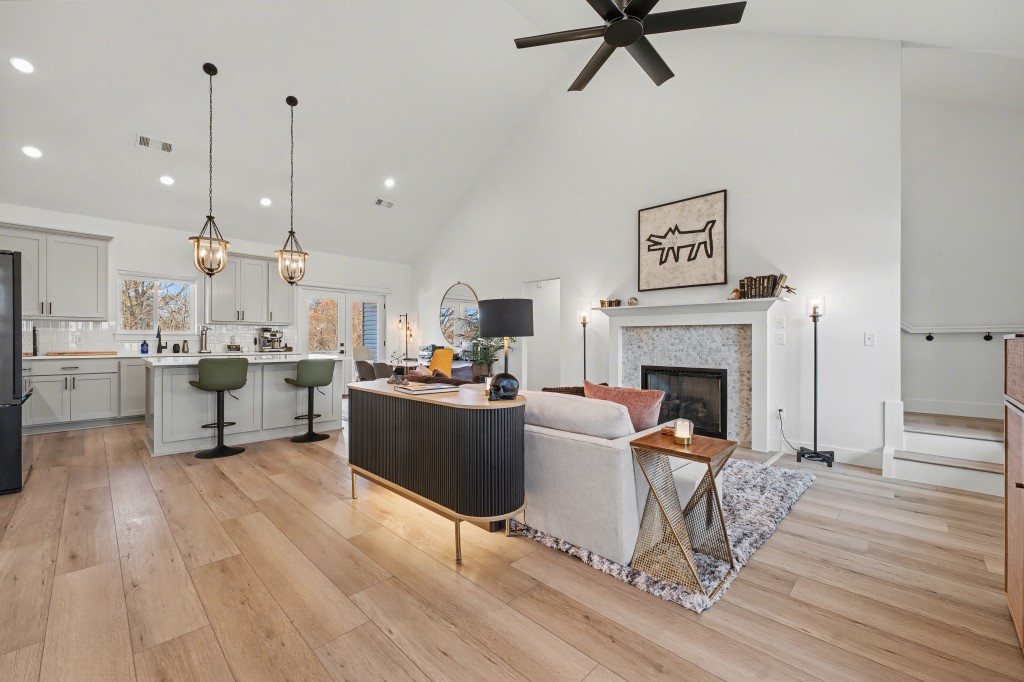 Lands End Sub Bvv - Residential