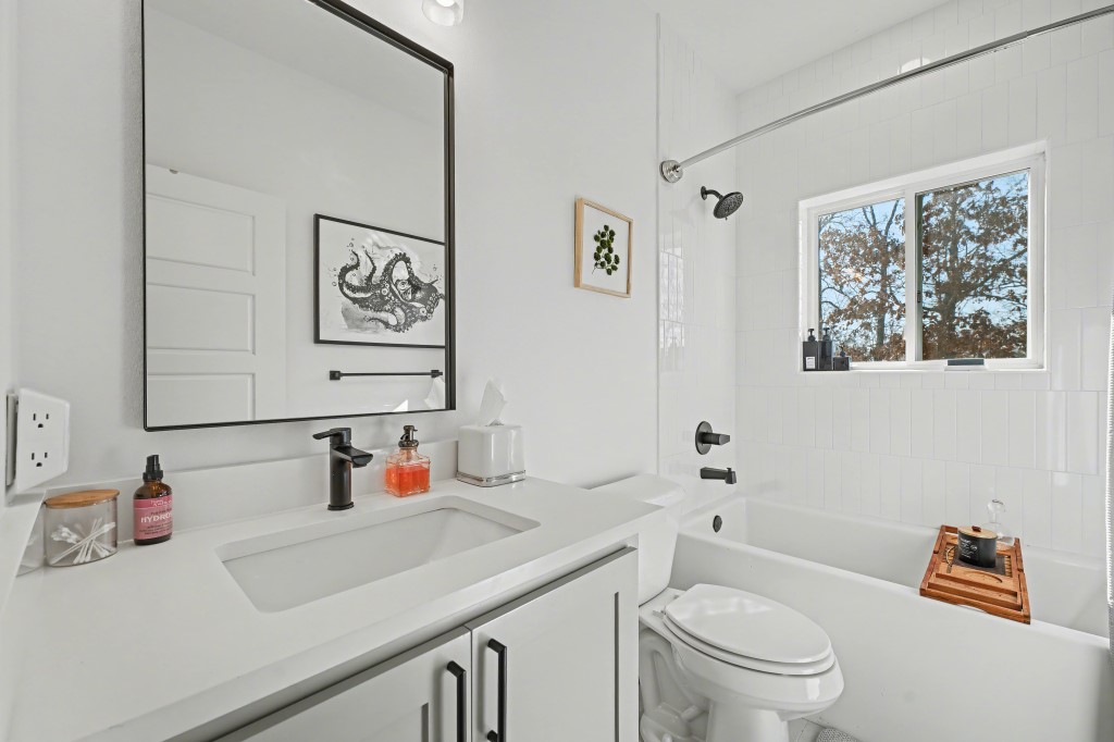 Lands End Sub Bvv - Residential