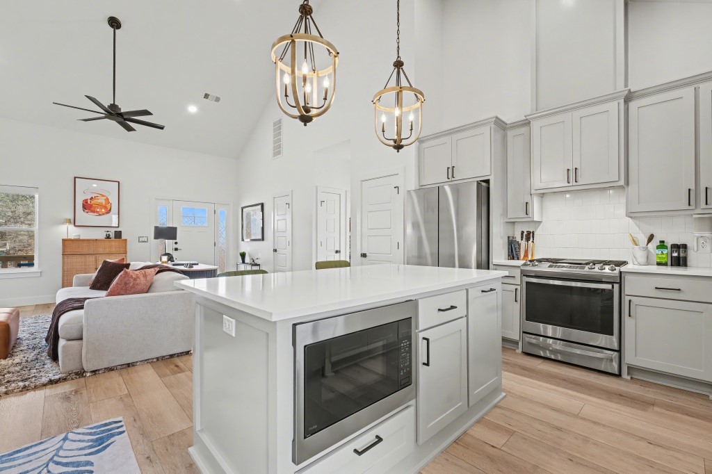 Lands End Sub Bvv - Residential