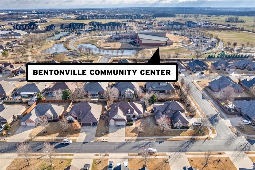 Edens Brooke Sub Ph Iv Bentonville - Residential