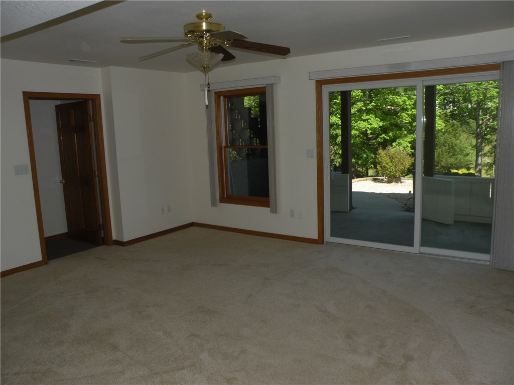 Unit 114 Holiday Island - Residential