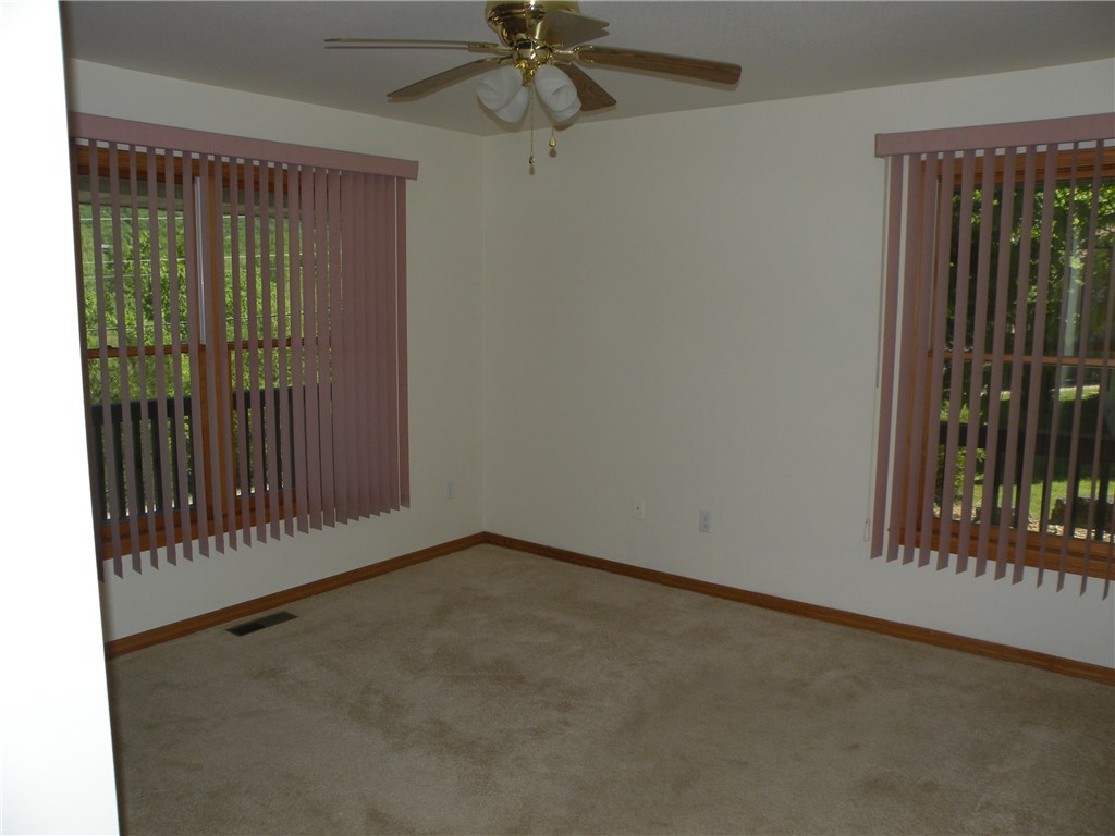 Unit 114 Holiday Island - Residential