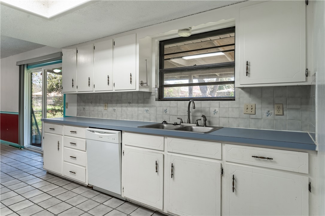 Bland Valley Estates-Bentonville - Residential Lease
