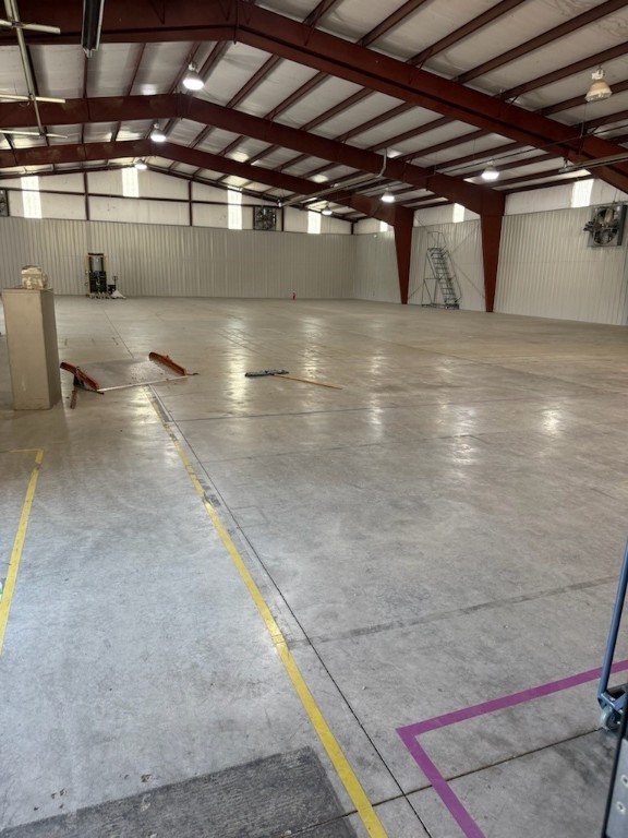 Bayyari Bus Park - Commercial Lease