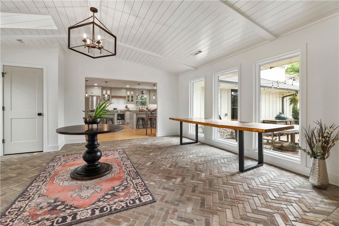 Rural Oaks Sub Rogers - Residential