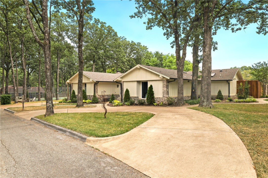Rural Oaks Sub Rogers - Residential