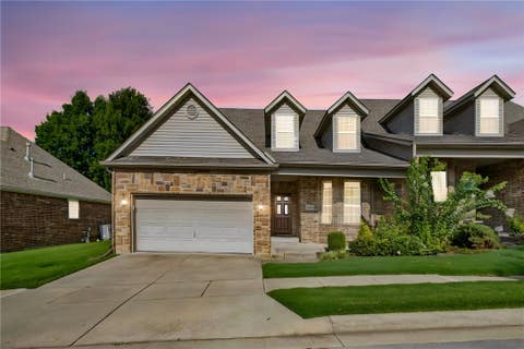Photo of 4177 N Meadow View Drive, Fayetteville, AR 72703 (MLS # 1357880)