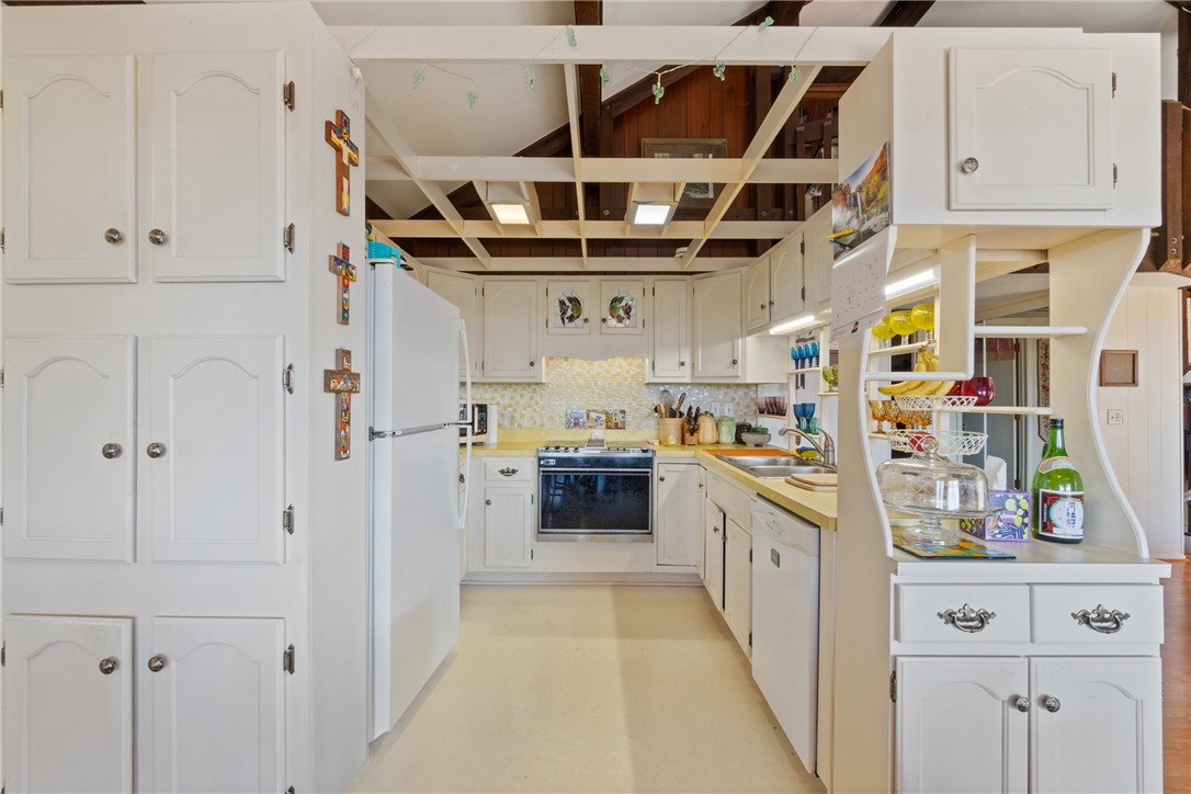 Unit 5 Holiday Island - Residential