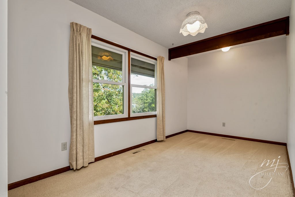 Mundell Heights - Residential