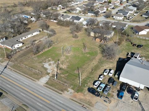 Photo of 851 Lincoln/HWY 59 Street, Siloam Springs, AR 72761 (MLS # 1337232)