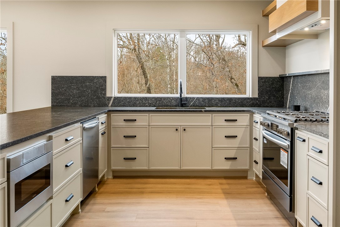 York Sub Bvv - Residential