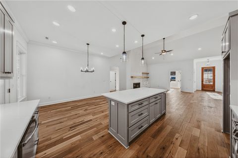 Photo of 38 Rockhill Lane, Bella Vista, AR 72715 (MLS # 1331990)